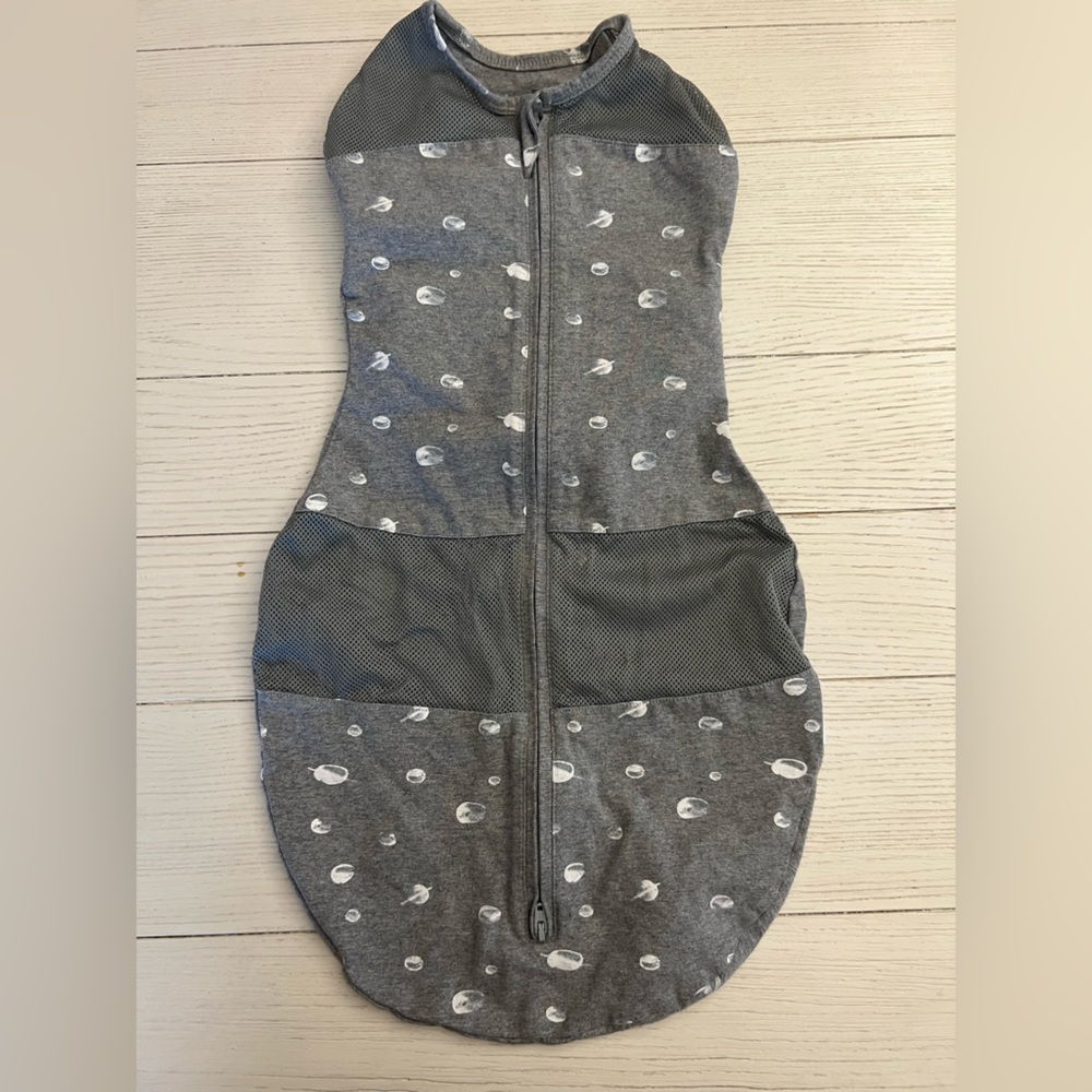 Happiest Baby Sleepea 5 second swaddle